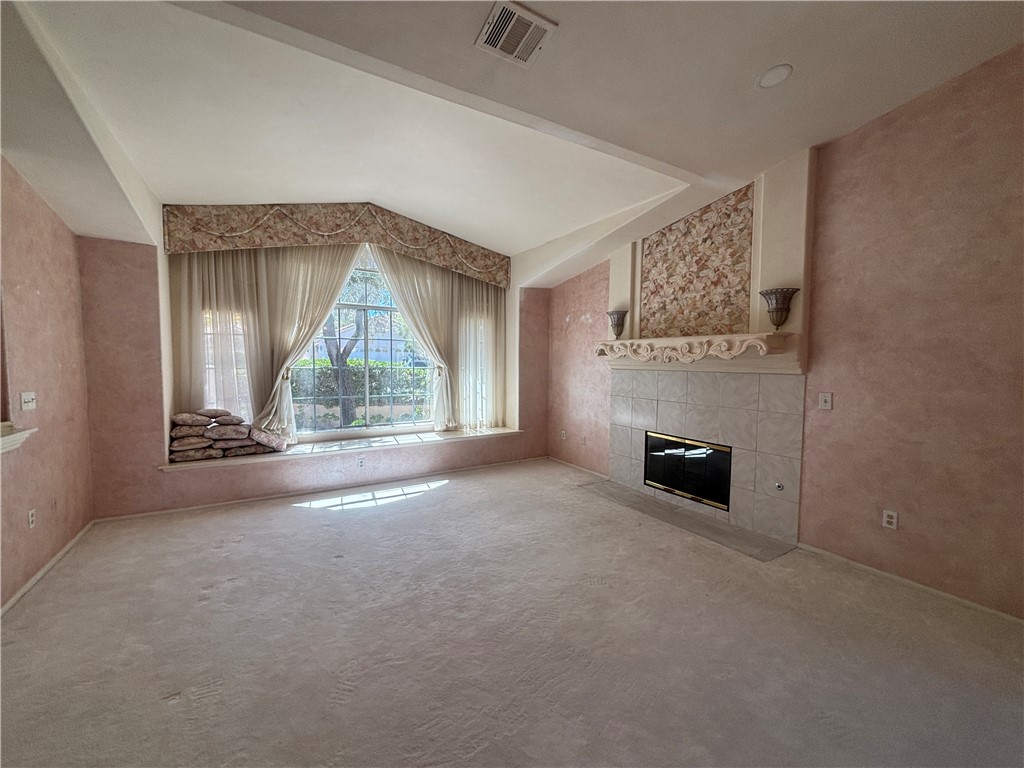 2424 Ocean Front Drive Property Photo 3