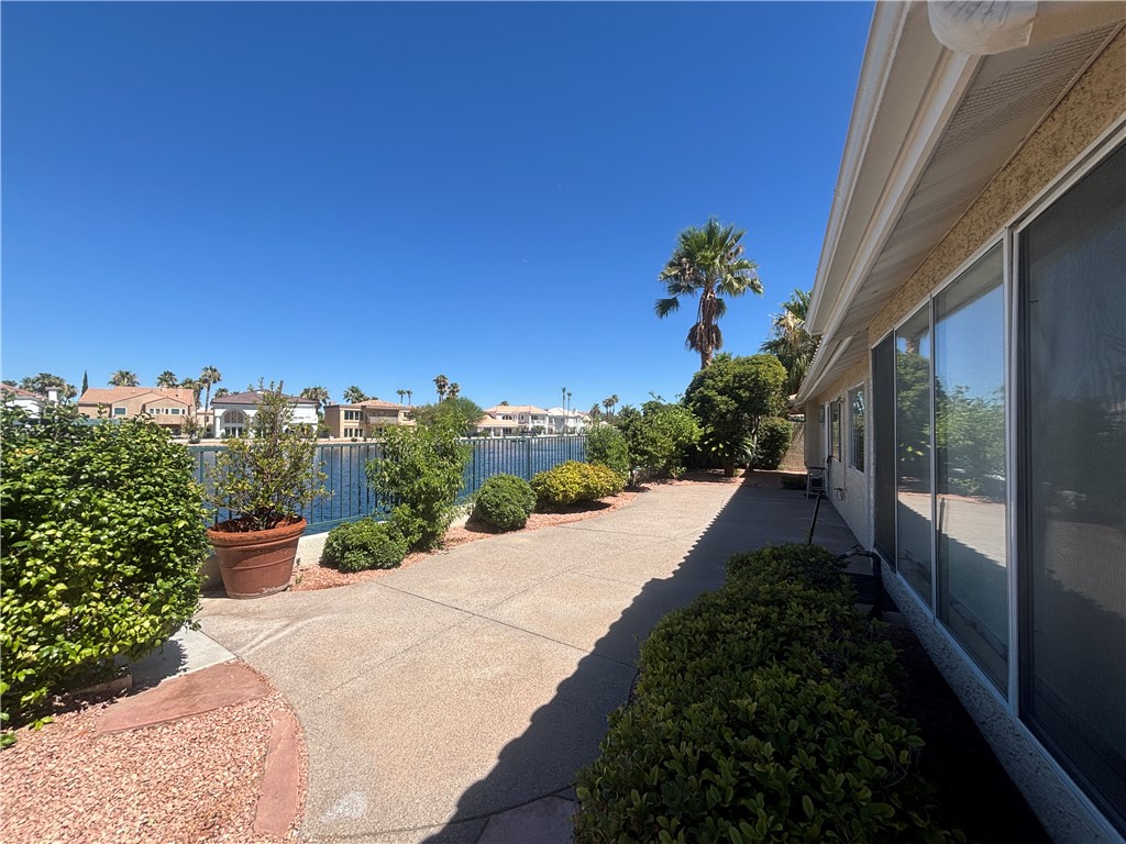 2424 Ocean Front Drive Property Photo 15