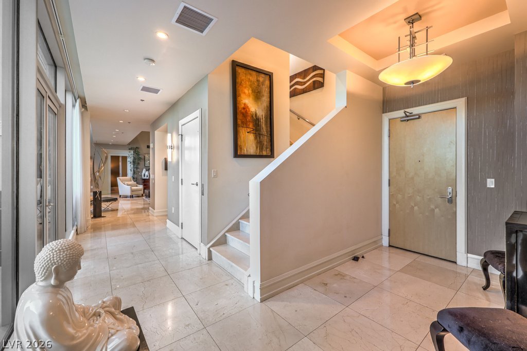 2700 Las Vegas Boulevard 4304 Property Photo 3