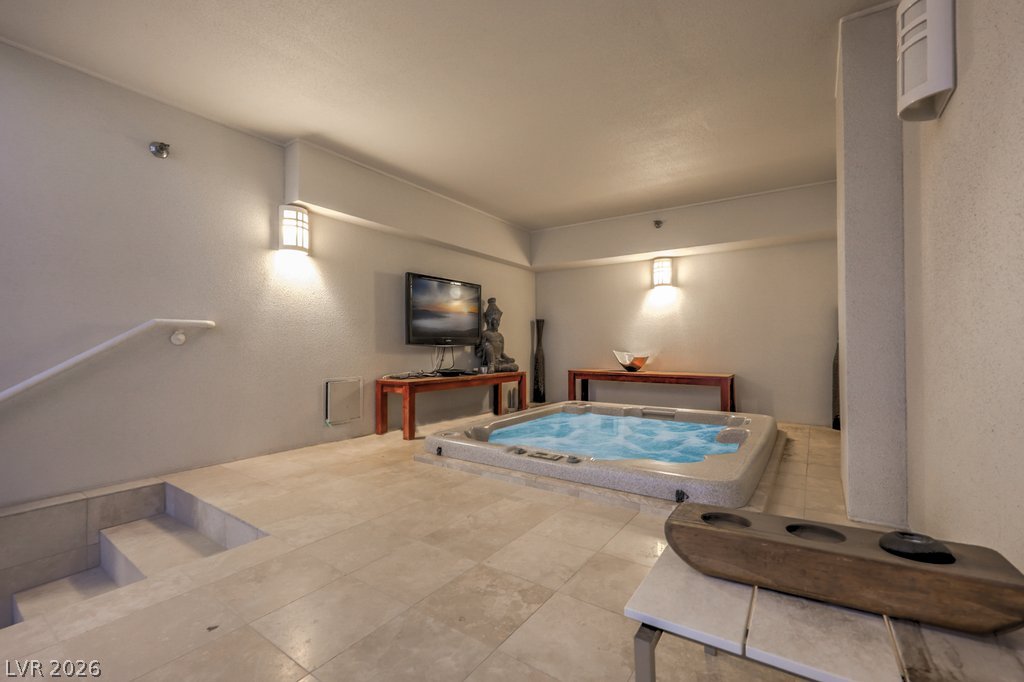 2700 Las Vegas Boulevard 4304 Property Photo 11