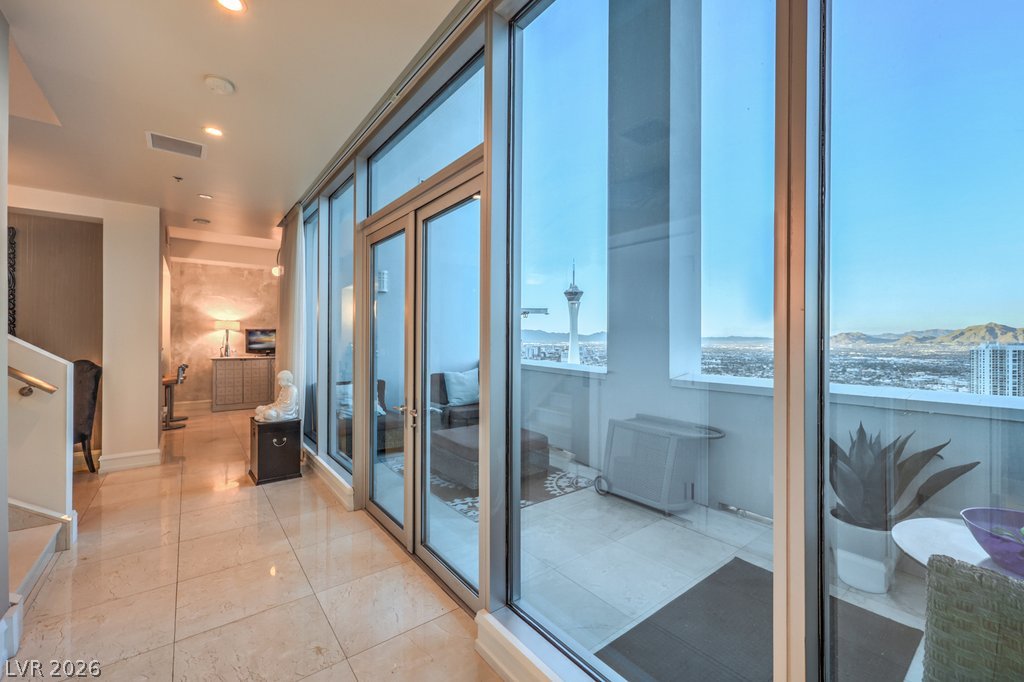 2700 Las Vegas Boulevard 4304 Property Photo 15