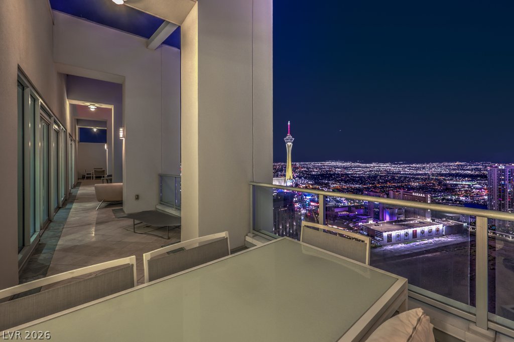 2700 Las Vegas Boulevard 4304 Property Photo 20