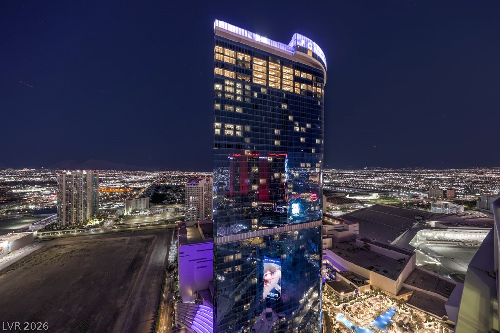 2700 Las Vegas Boulevard 4304 Property Photo 23