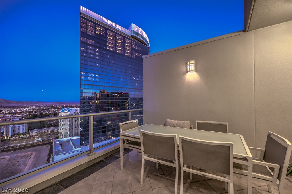 2700 Las Vegas Boulevard 4304 Property Photo 25