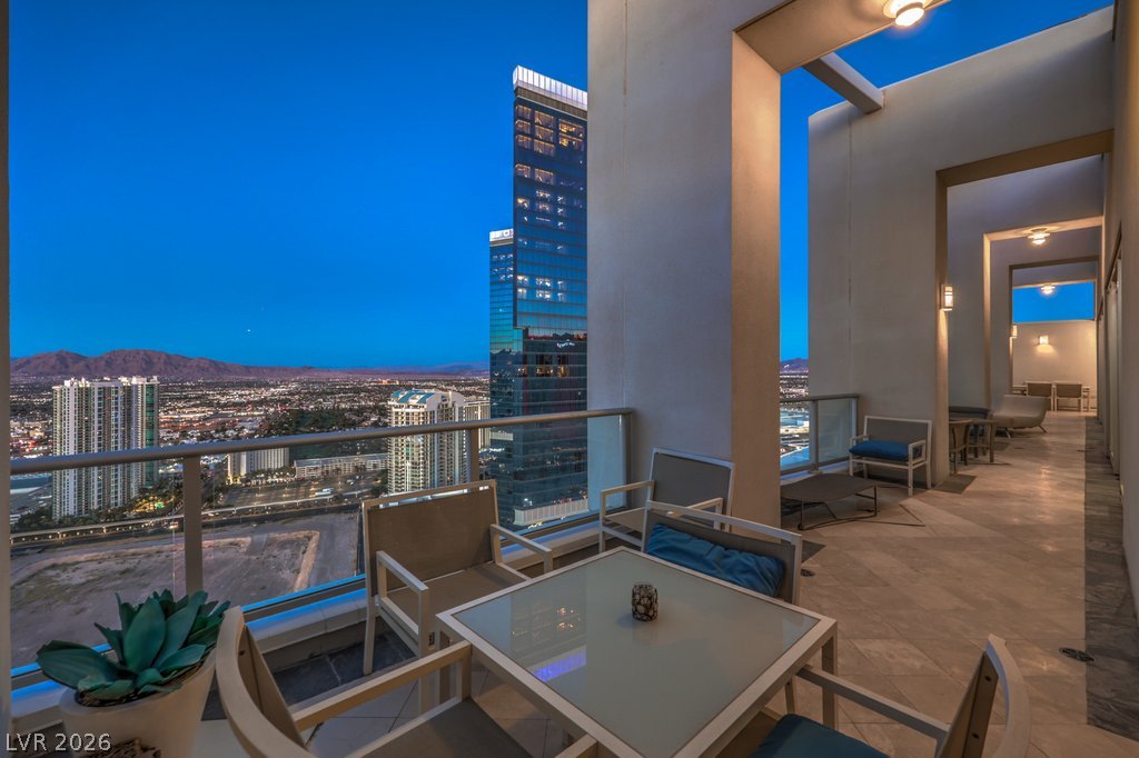 2700 Las Vegas Boulevard 4304 Property Photo 31