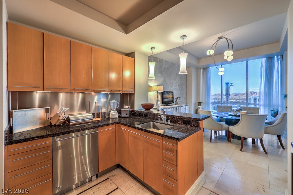 2700 Las Vegas Boulevard 4304 Property Photo 43