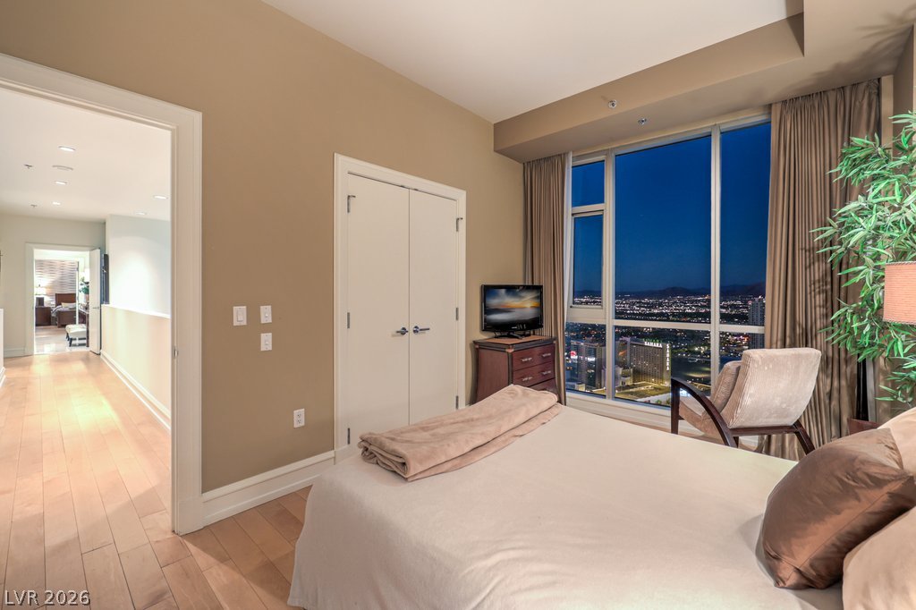 2700 Las Vegas Boulevard 4304 Property Photo 44
