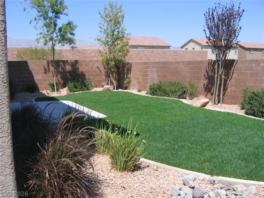 6732 Sugarbird Court Property Photo 12