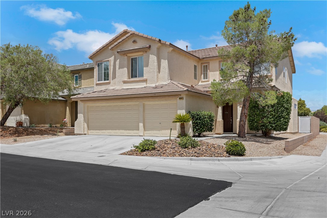 9020 White Eyes Avenue Property Photo 2