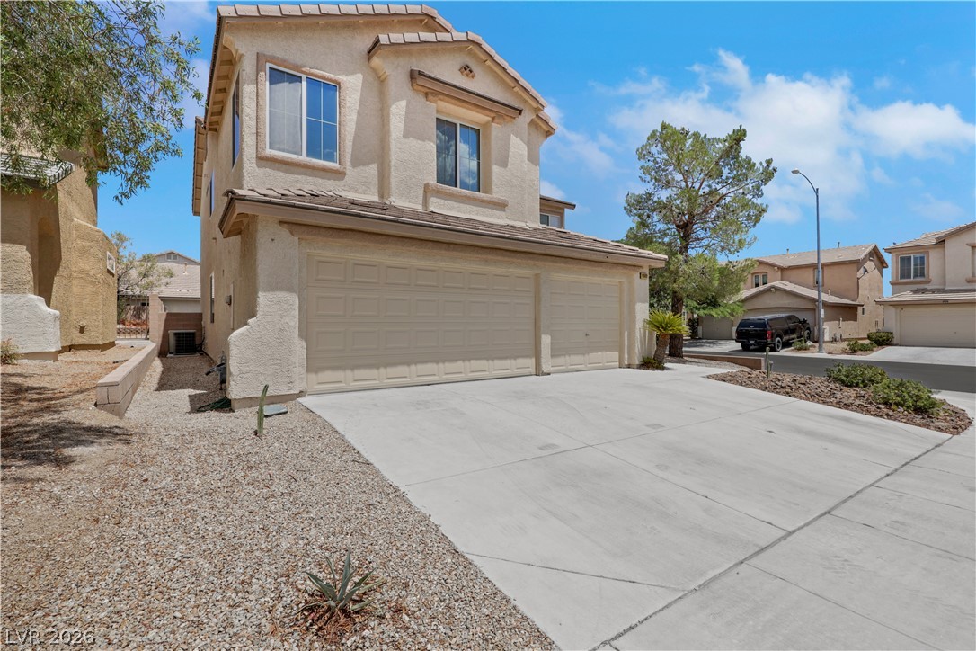 9020 White Eyes Avenue Property Photo 4