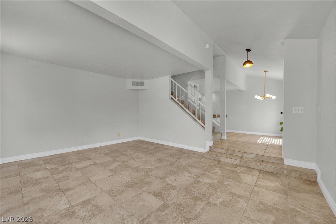 2820 Dawn Crossing Drive Property Photo 16