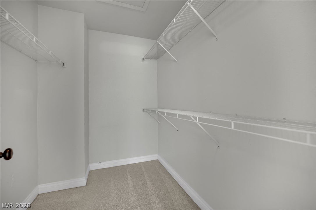 2820 Dawn Crossing Drive Property Photo 26