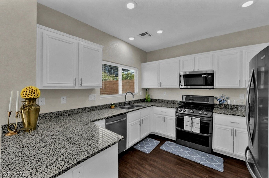 9045 Spirit Canyon Avenue Property Photo 9