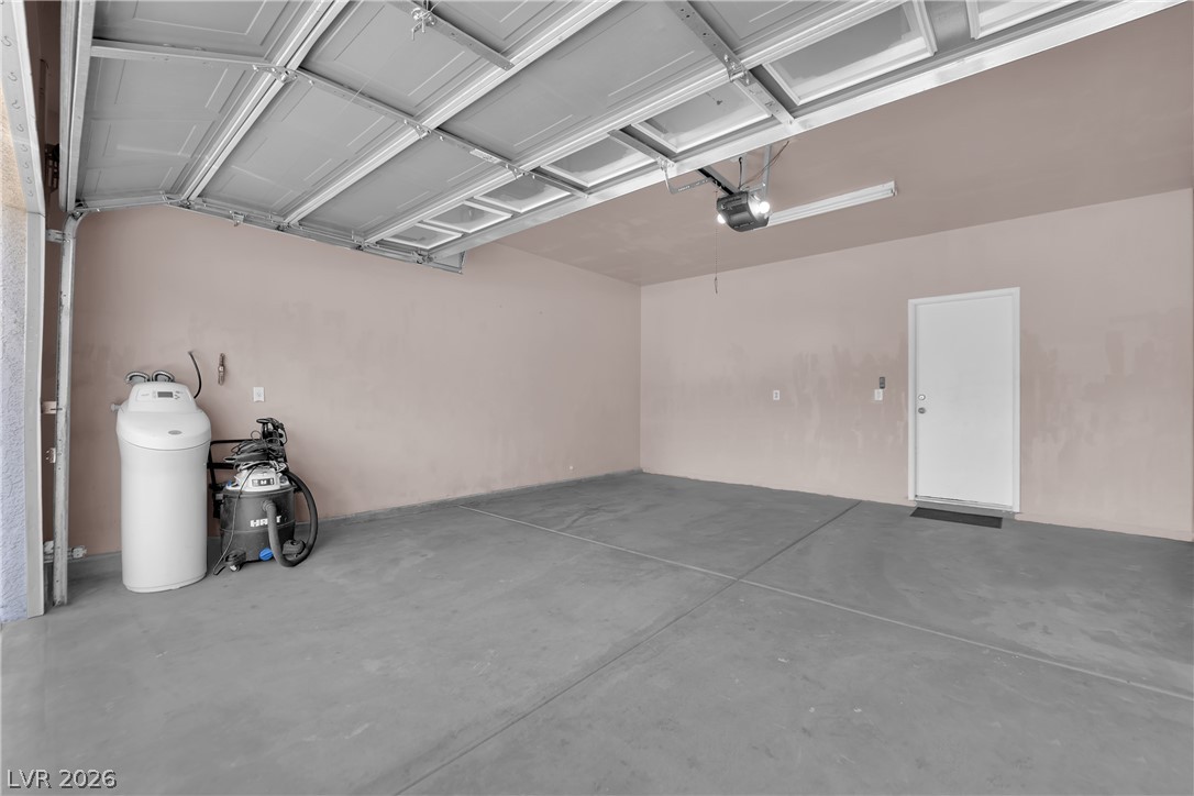 9045 Spirit Canyon Avenue Property Photo 39