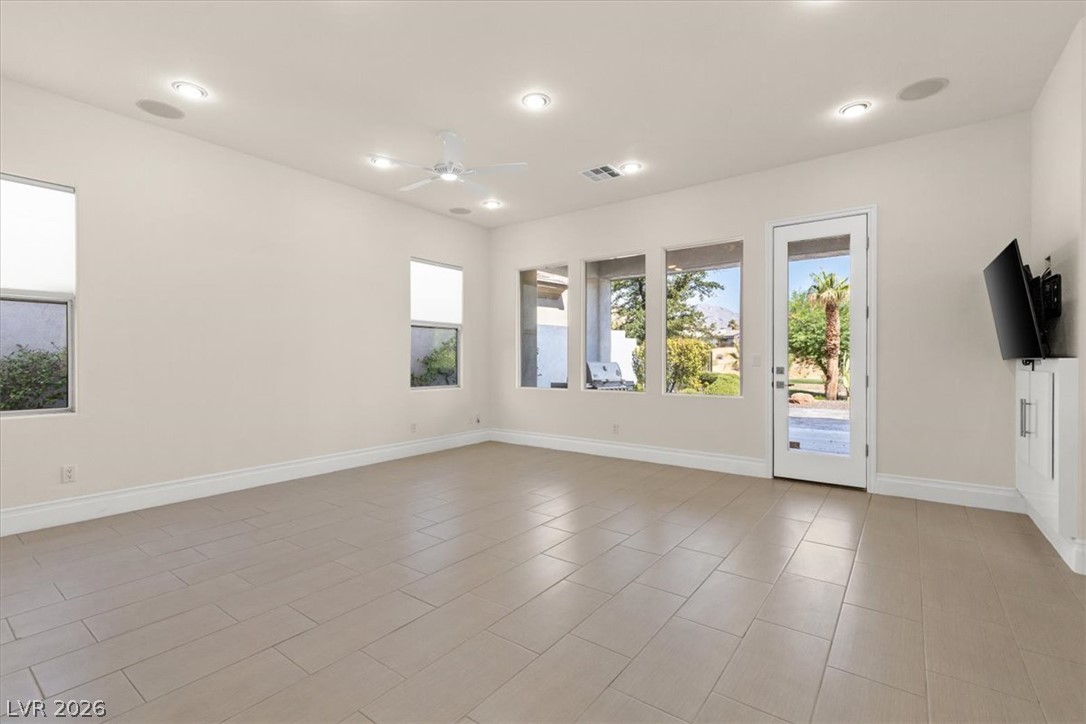 3043 Red Springs Drive Property Photo 12