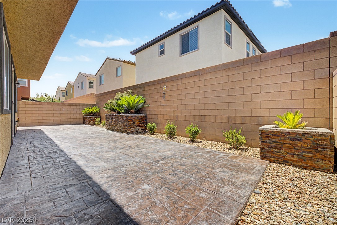 7703 Coral Cactus Court Property Photo 41
