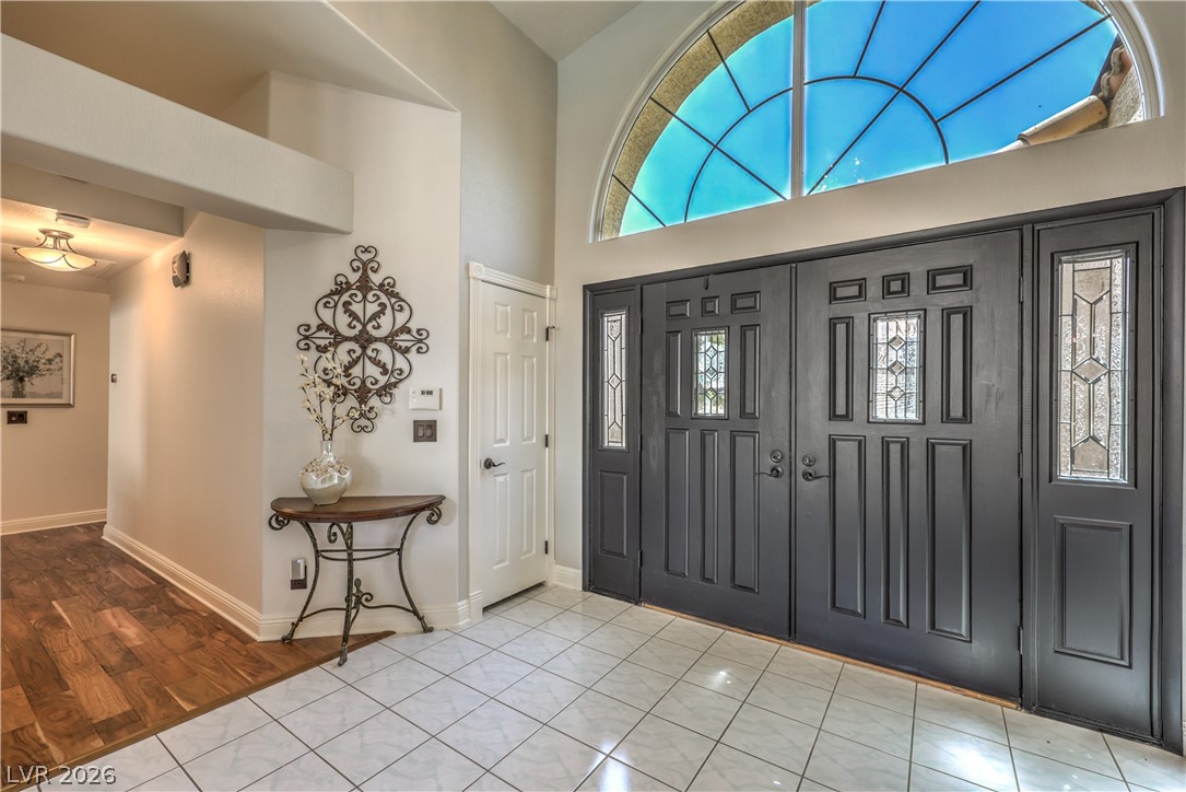 1712 Sky Mountain Way Property Photo 8