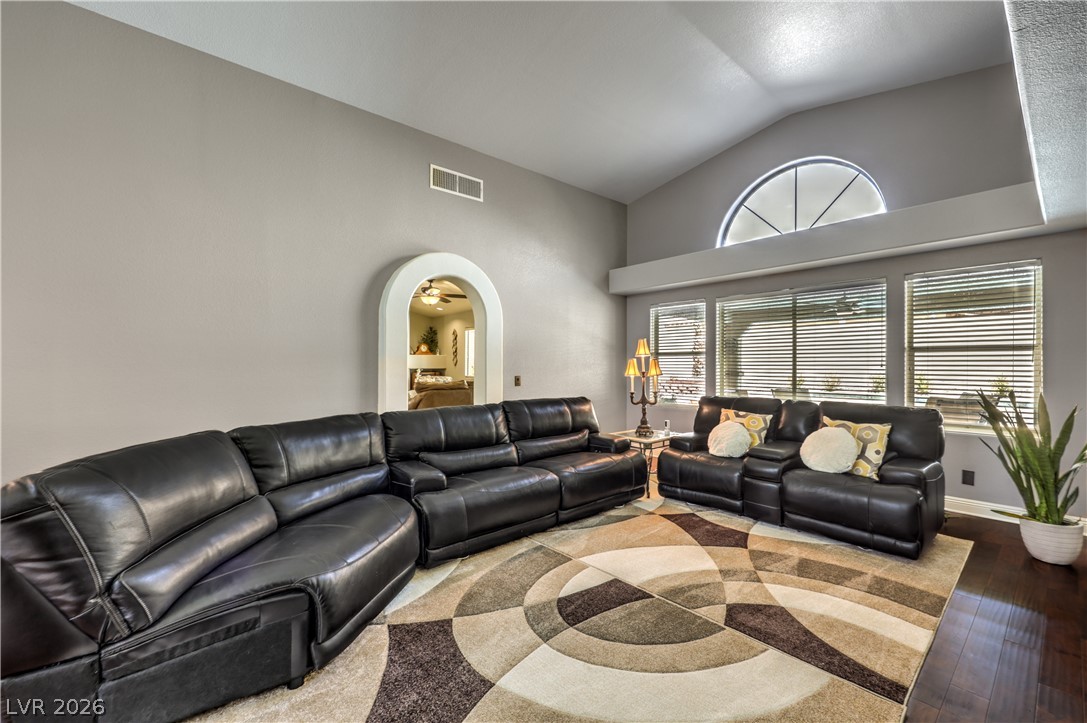1712 Sky Mountain Way Property Photo 13