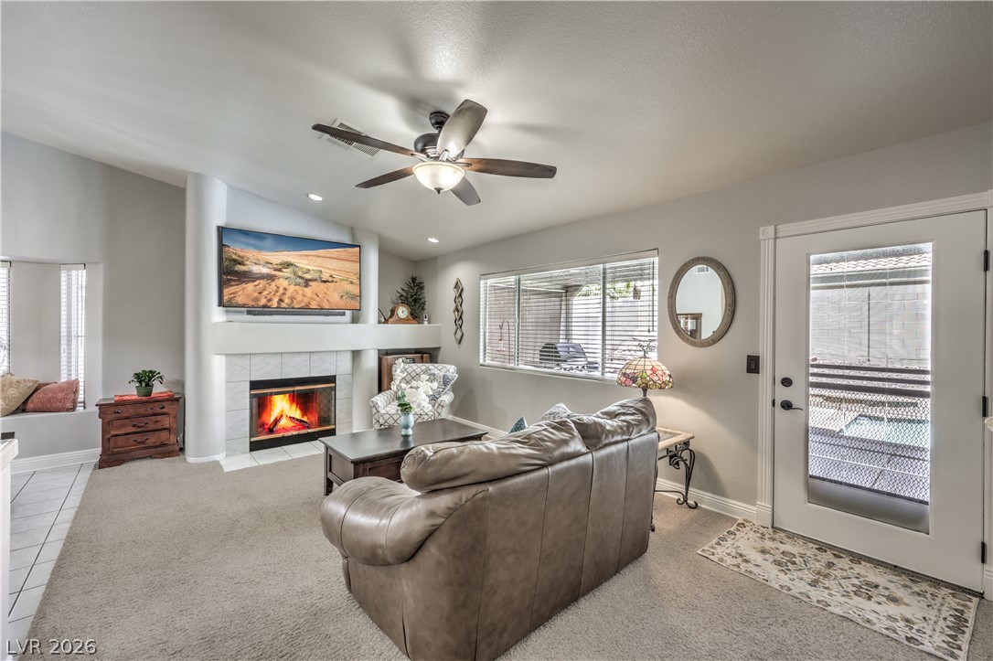 1712 Sky Mountain Way Property Photo 23