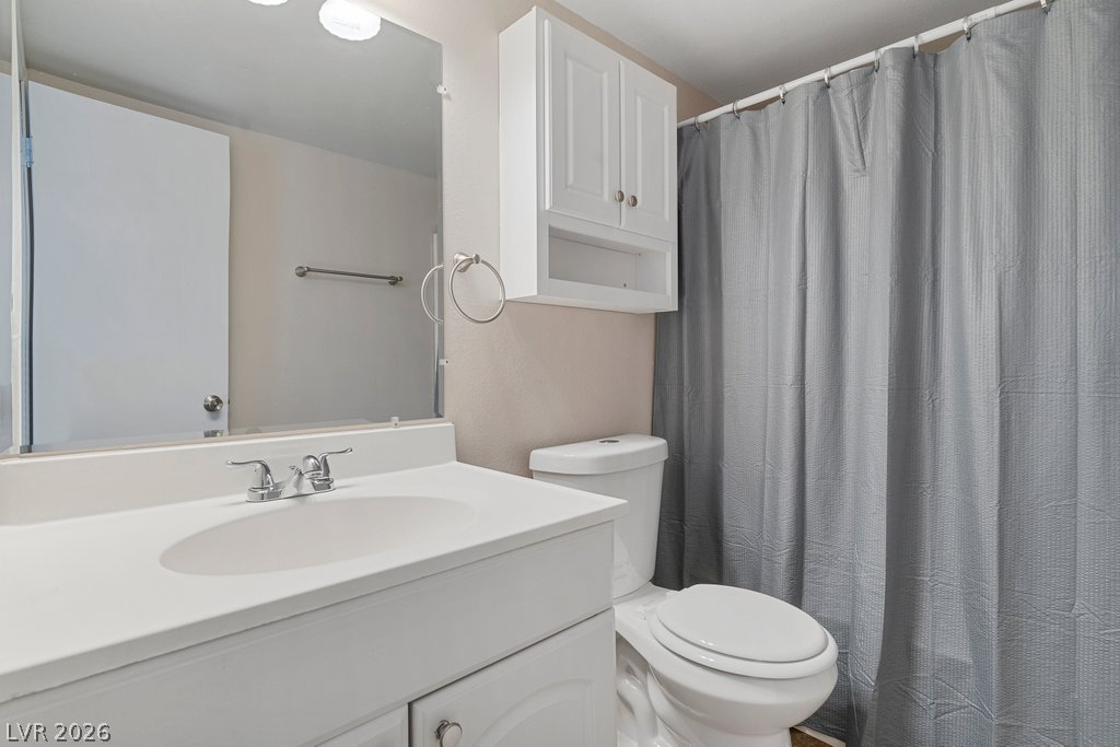 4791 East Craig Road Property Photo 14