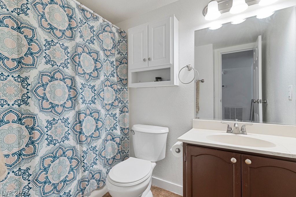 4771 East Craig Road Property Photo 19