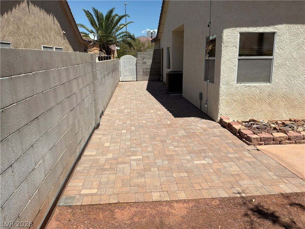 5413 Rusty Anchor Court Property Photo 25