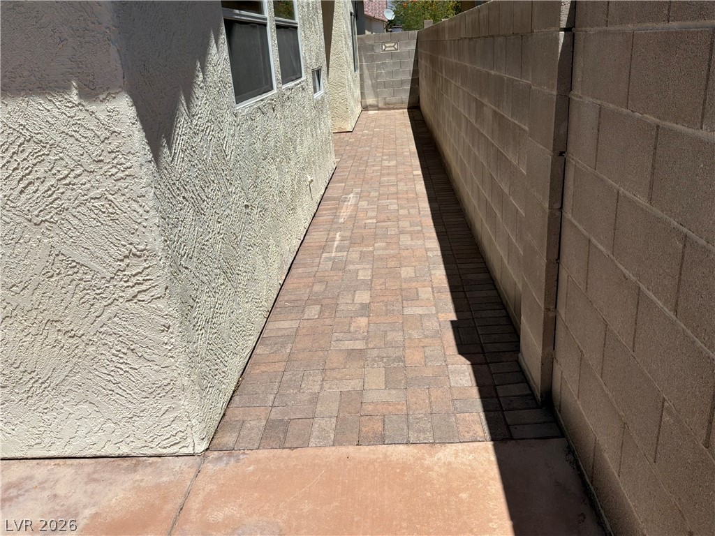 5413 Rusty Anchor Court Property Photo 26