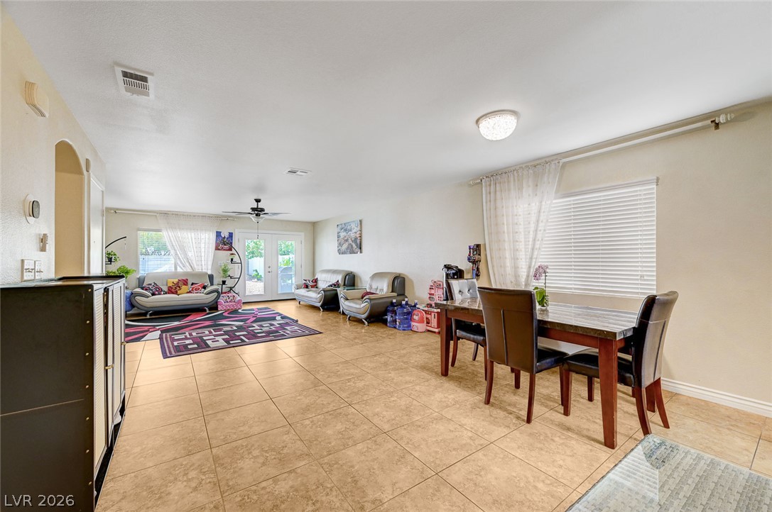 1119 Emerald Stone Avenue Property Photo 3