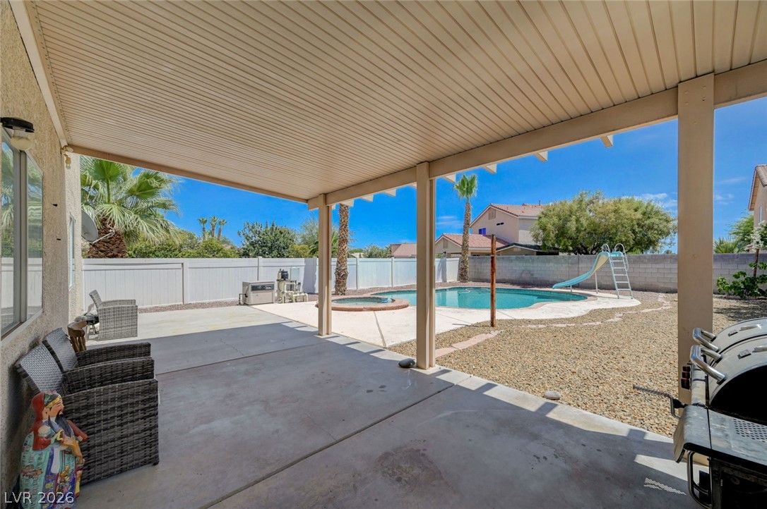 1119 Emerald Stone Avenue Property Photo 43