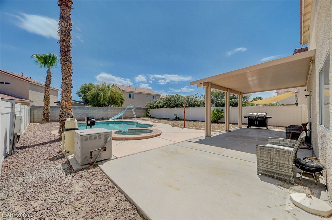 1119 Emerald Stone Avenue Property Photo 45