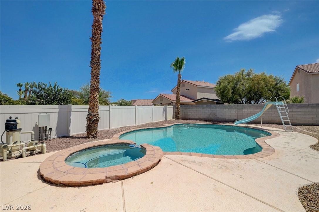 1119 Emerald Stone Avenue Property Photo 47