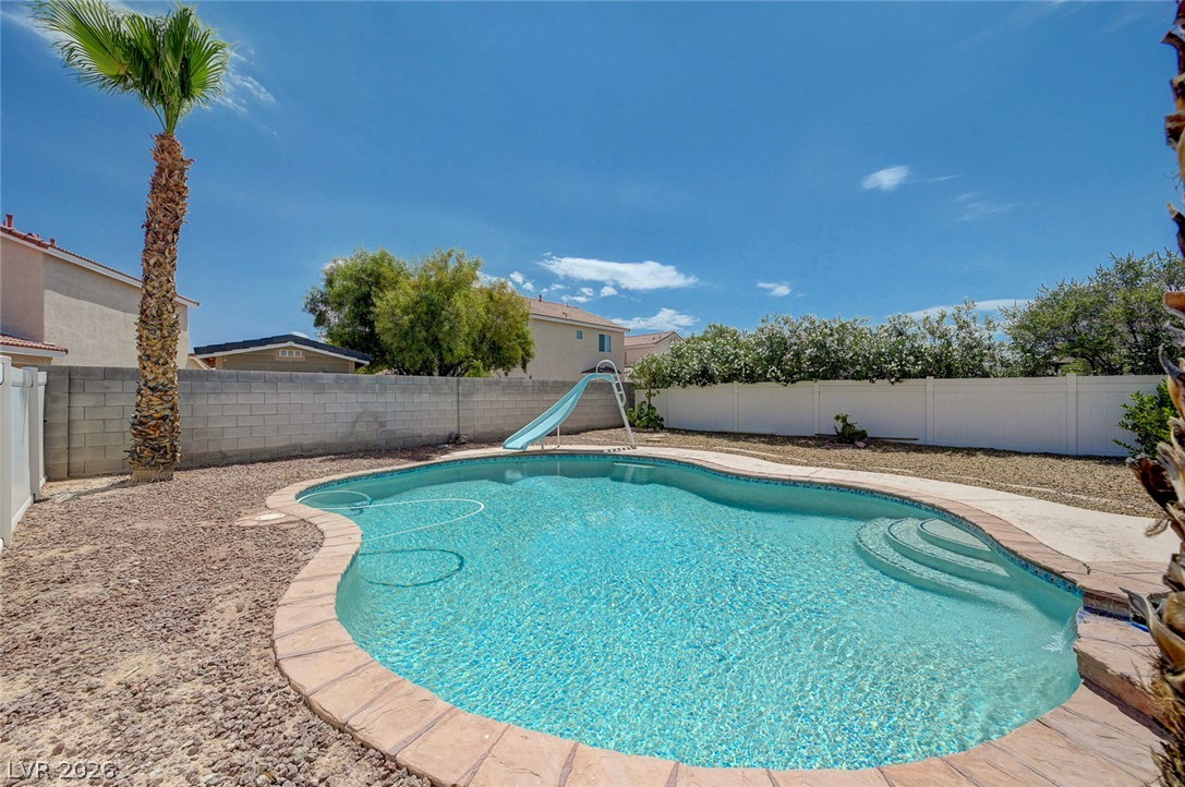 1119 Emerald Stone Avenue Property Photo 51
