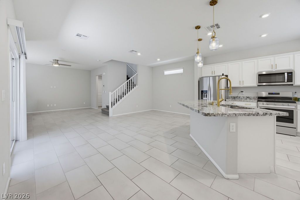 10661 Sariah Skye Avenue Property Photo 10