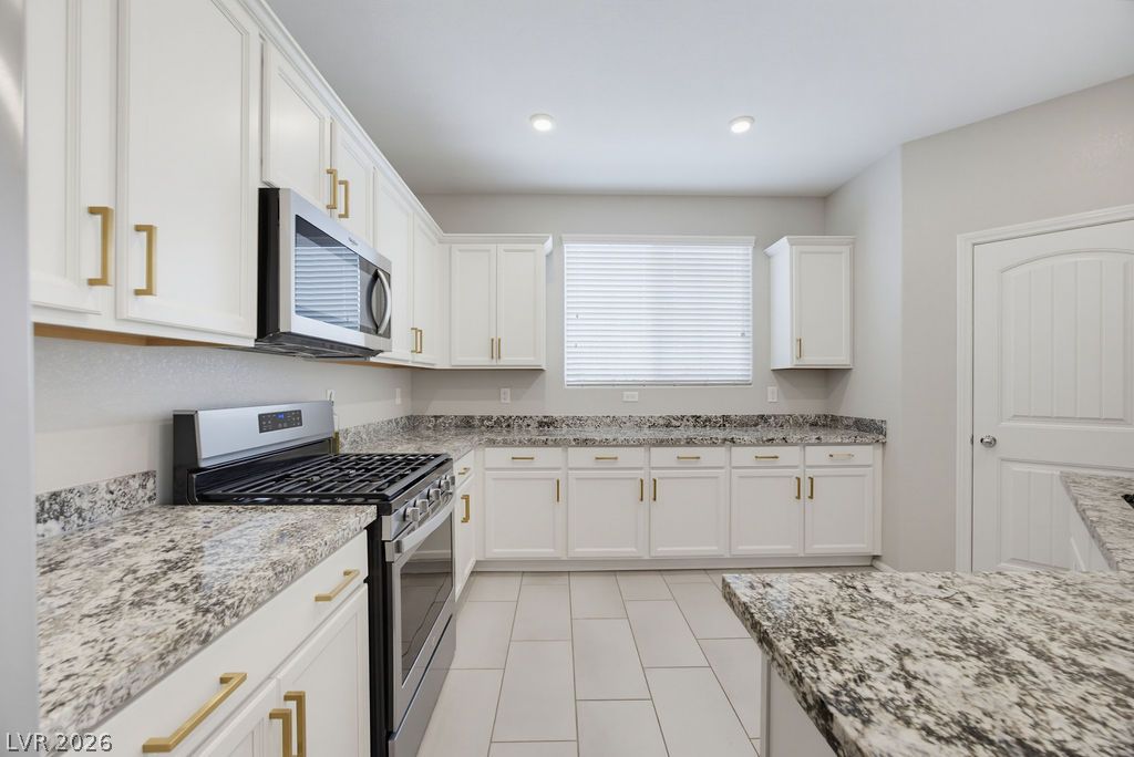 10661 Sariah Skye Avenue Property Photo 15