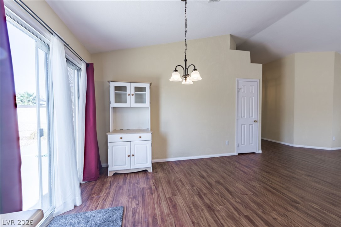 6300 Maxwood Court Property Photo 4