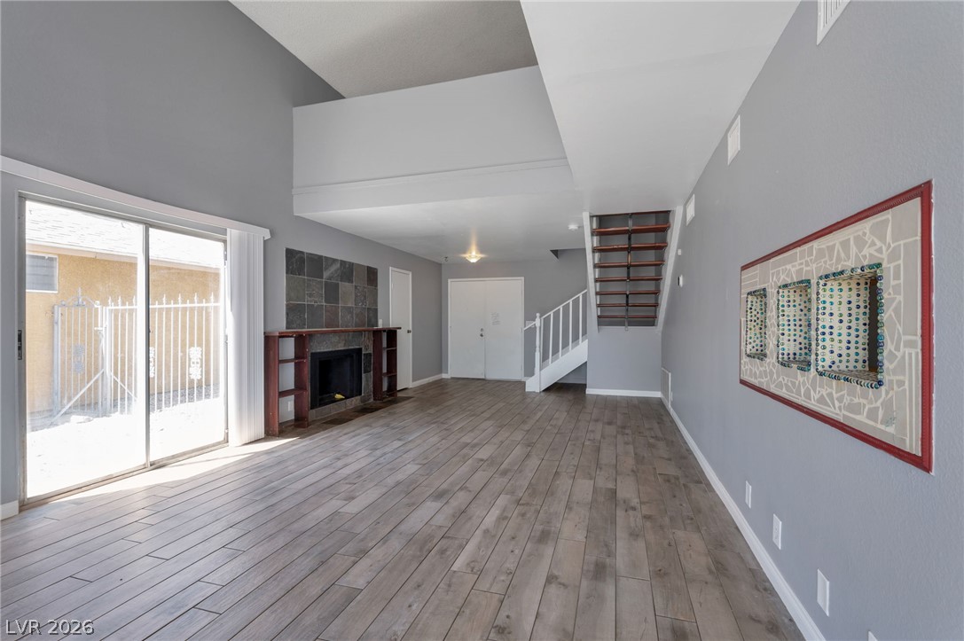 3825 Summer Breeze Circle Property Photo 4