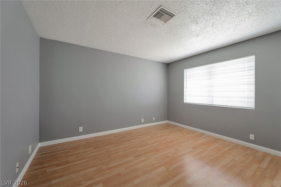 3825 Summer Breeze Circle Property Photo 14