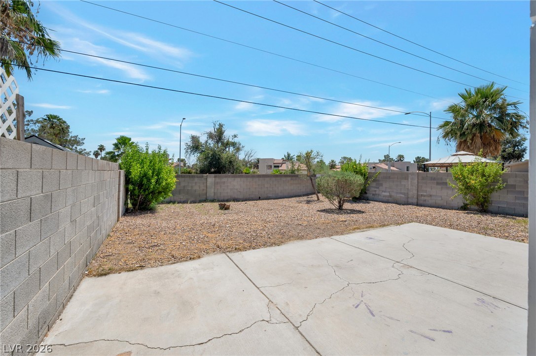 3825 Summer Breeze Circle Property Photo 21