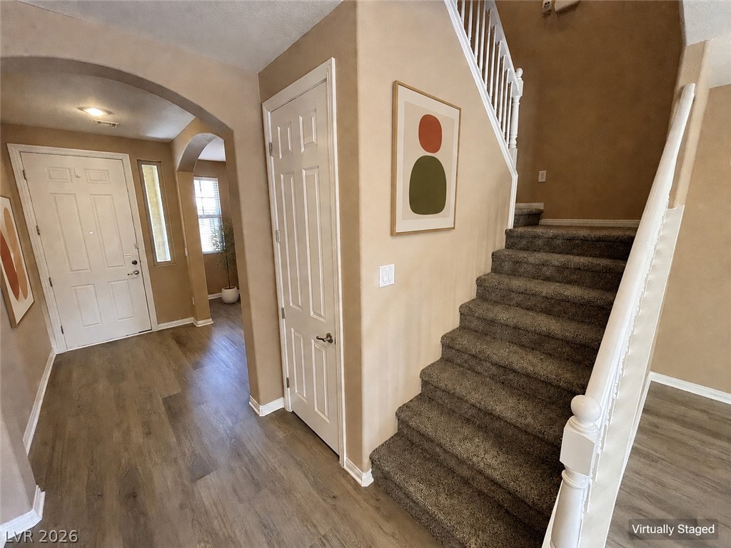 10741 Cather Avenue Property Photo 10