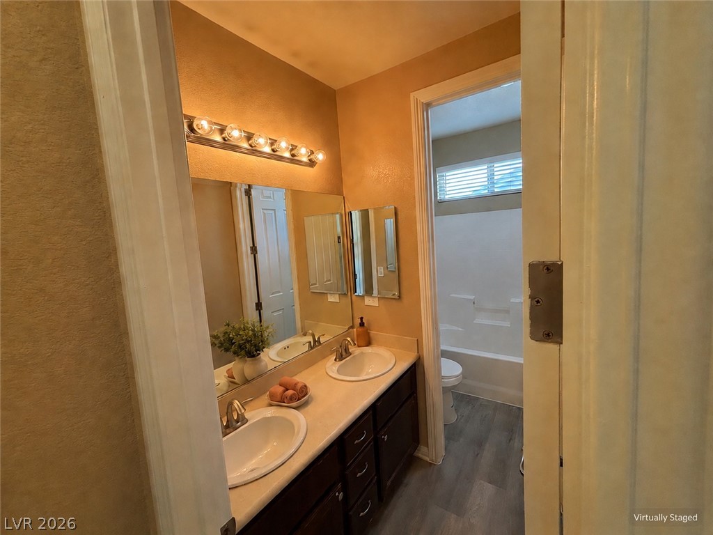 10741 Cather Avenue Property Photo 17