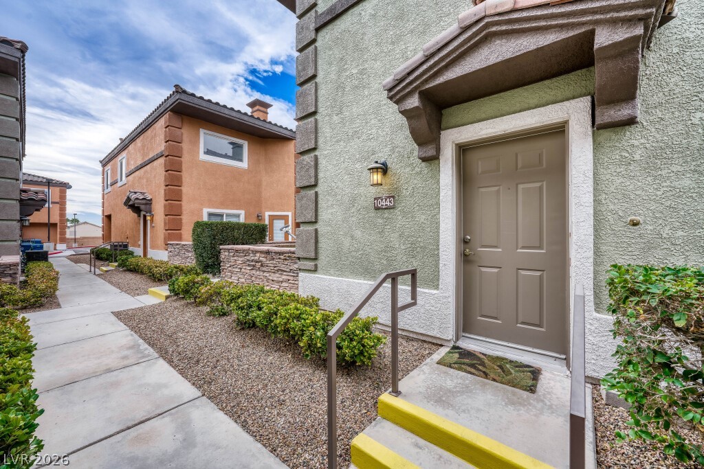 10443 Alpine Edge Avenue Property Photo 4
