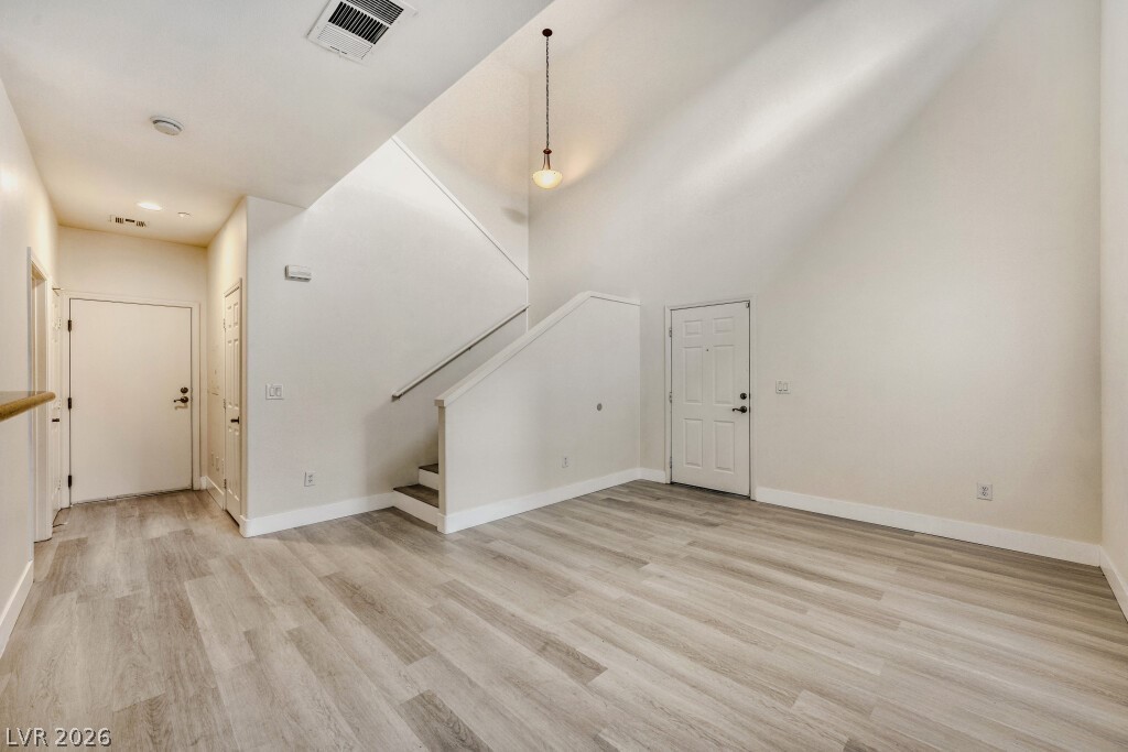 10443 Alpine Edge Avenue Property Photo 6
