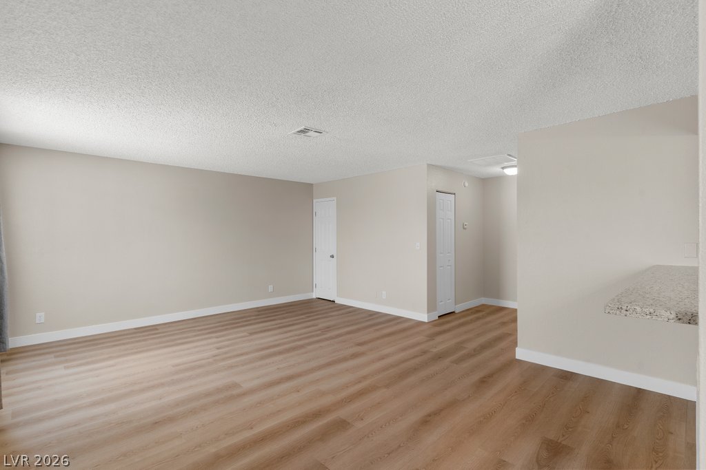 4851 East Craig Road Property Photo 9
