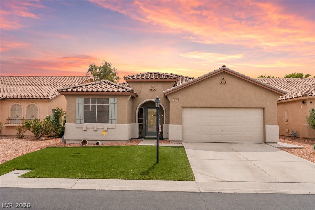 5949 Pavilion Lakes Avenue