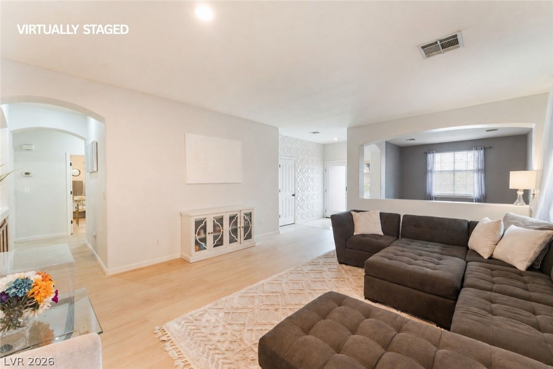 5949 Pavilion Lakes Avenue Property Photo 7