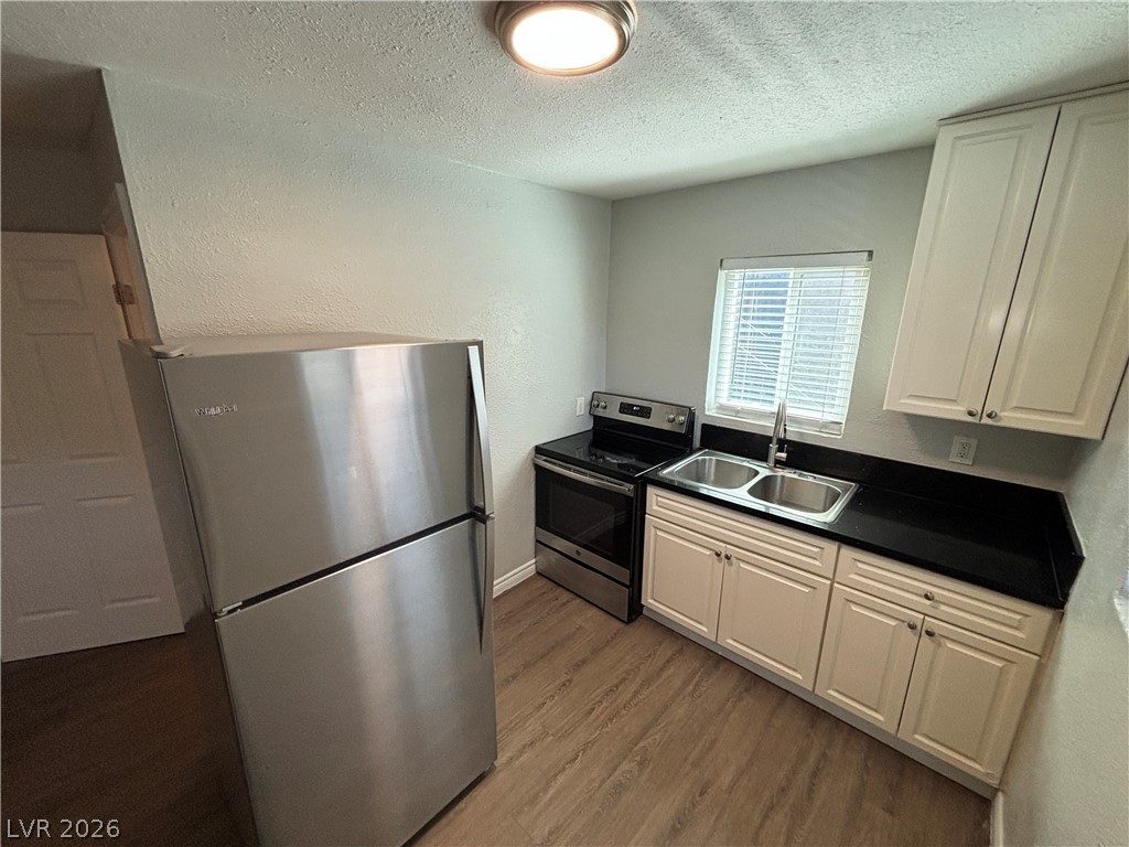 1101 Stewart Avenue 102 Property Photo 5