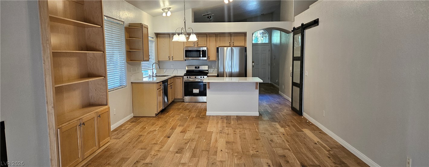 3433 Round Valley Way Property Photo 2