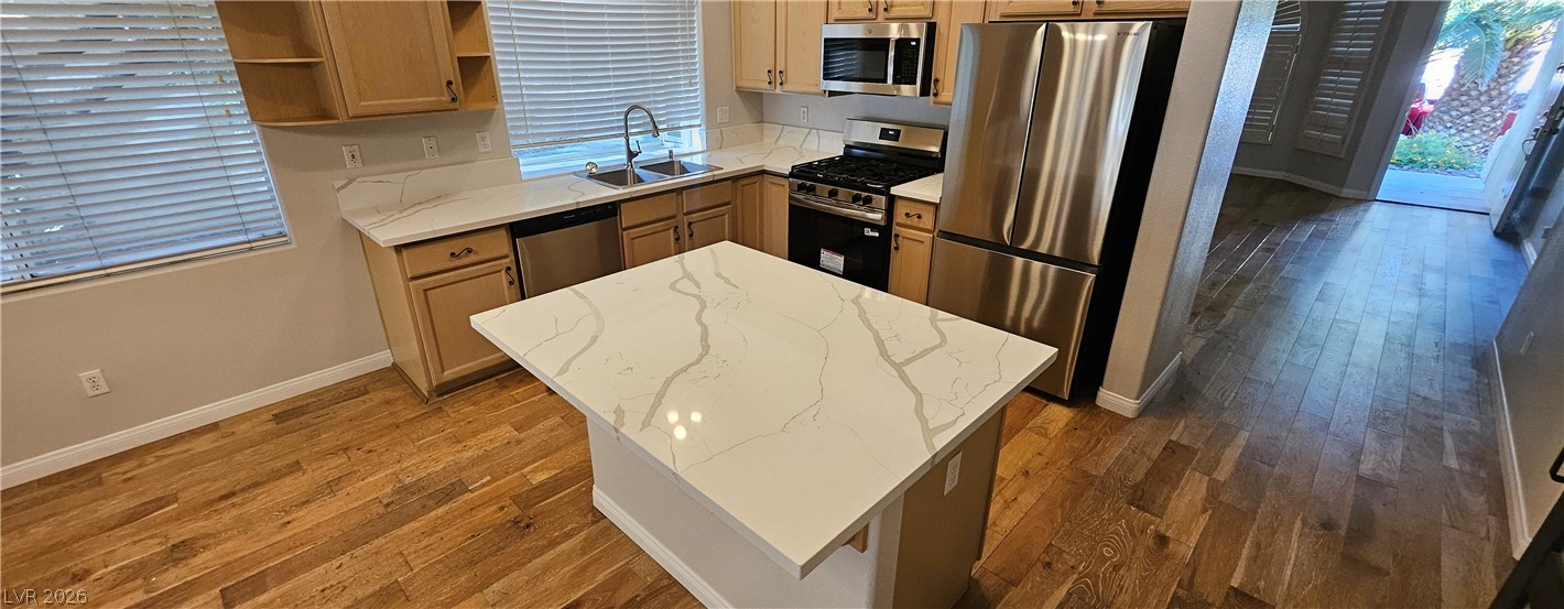 3433 Round Valley Way Property Photo 6