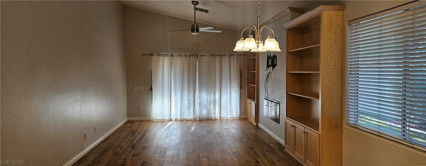 3433 Round Valley Way Property Photo 8