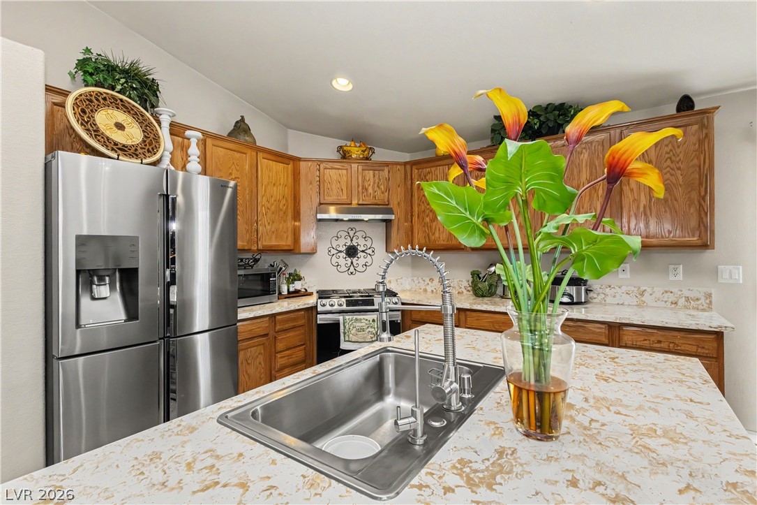 717 Bright Lights Avenue Property Photo 13